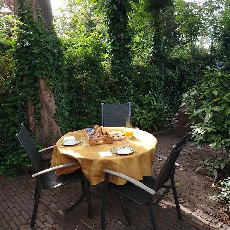 海勒武特斯莱斯The Walnut Tree住宿加早餐旅馆 外观 照片